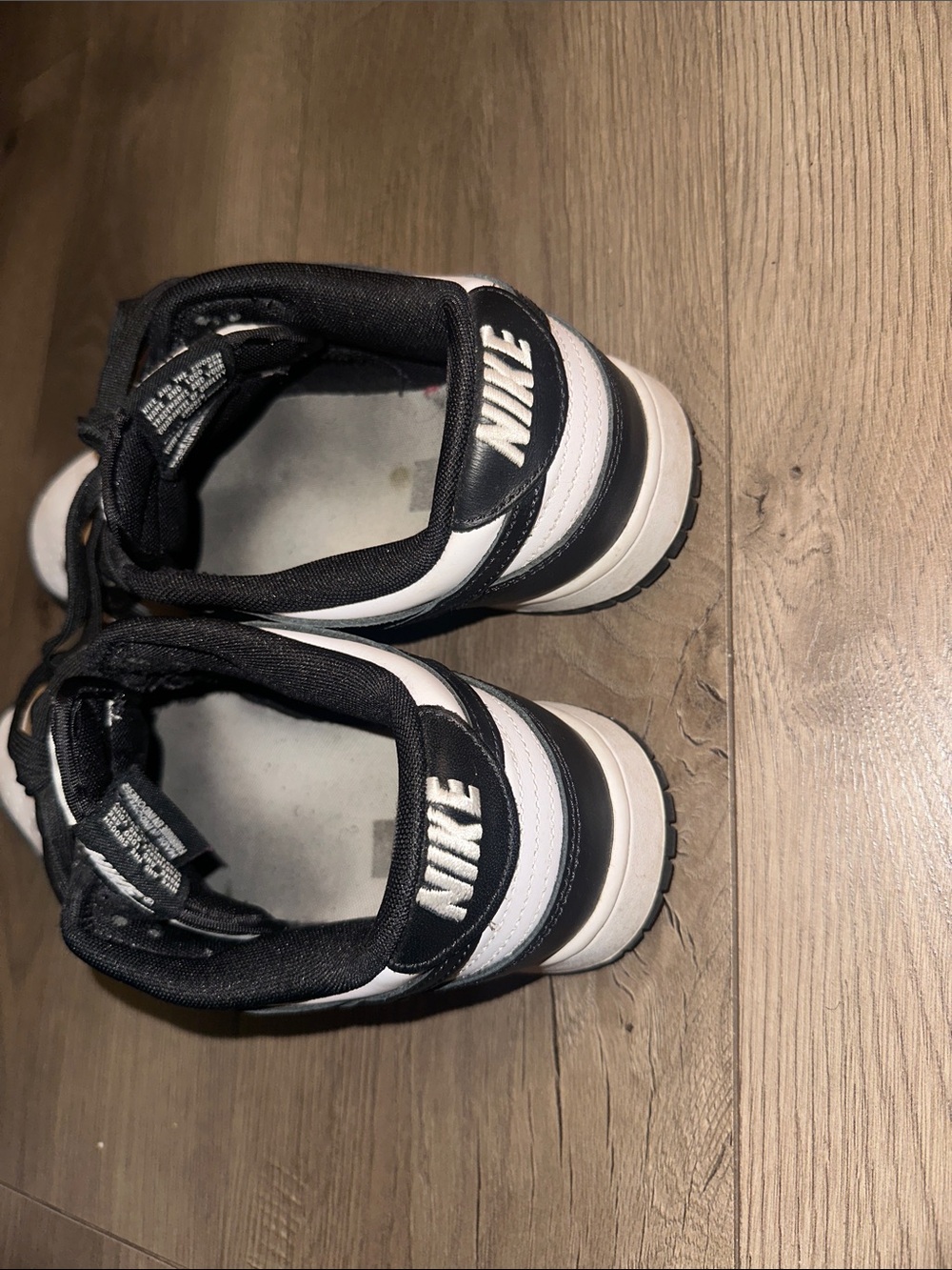 Nike Black and White Low-Top Sneakers with Swoosh - Picture 4 of 7